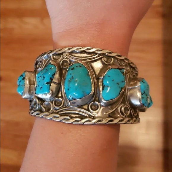 Massive Cuff Bracelet With 7 Turquoise Nuggets Vintage Sterling Silver - Picture 1 of 14